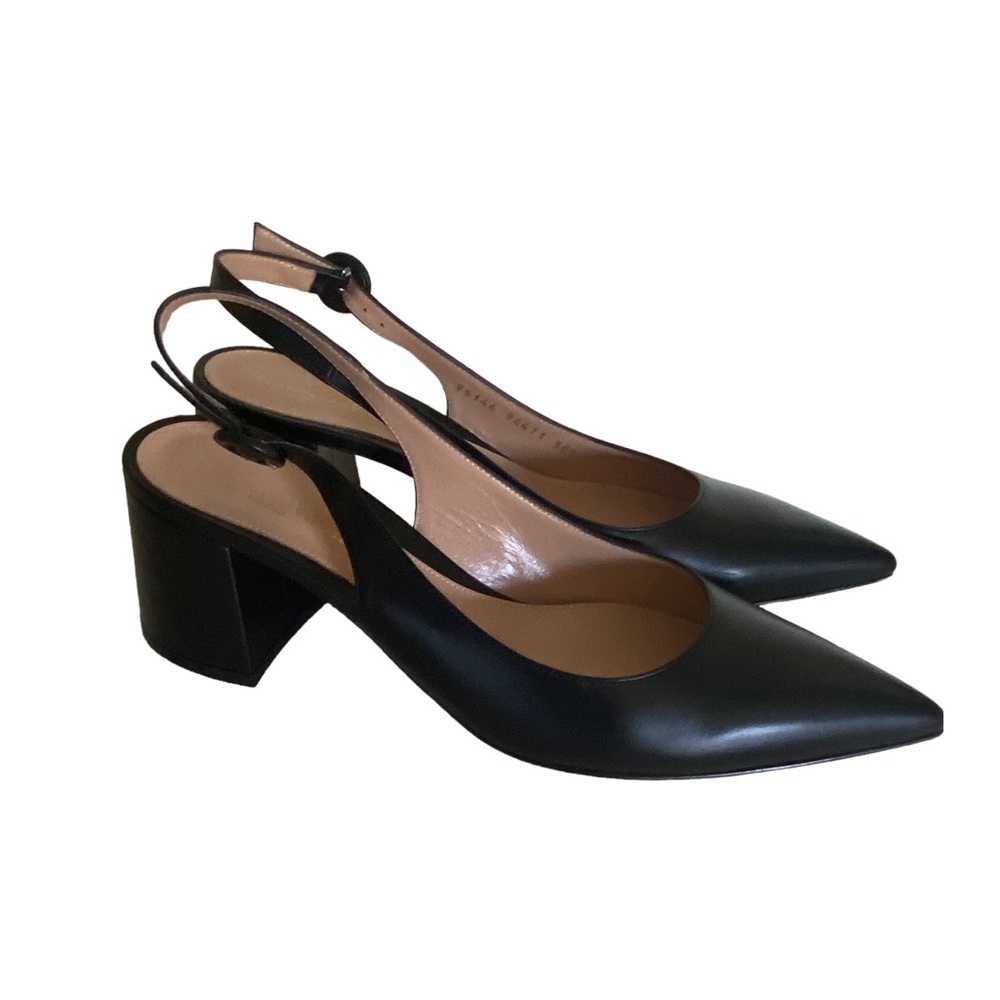 GIANVITO ROSSI Shoes Pumps Black Slingbacks